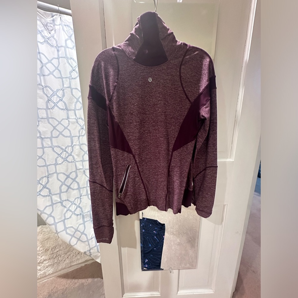 Lululemon half zip running top